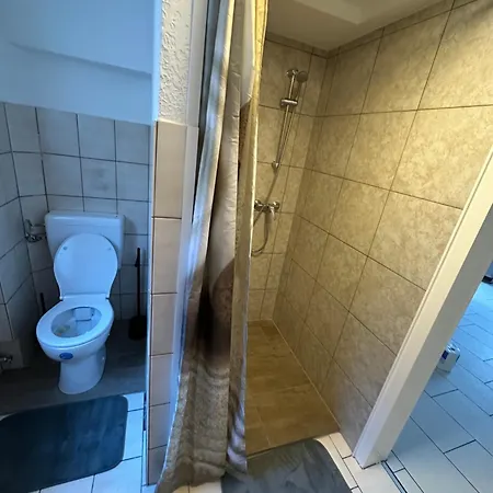 Apartman Schoene Im Zentrum Von Bo01 Und Bo02 *